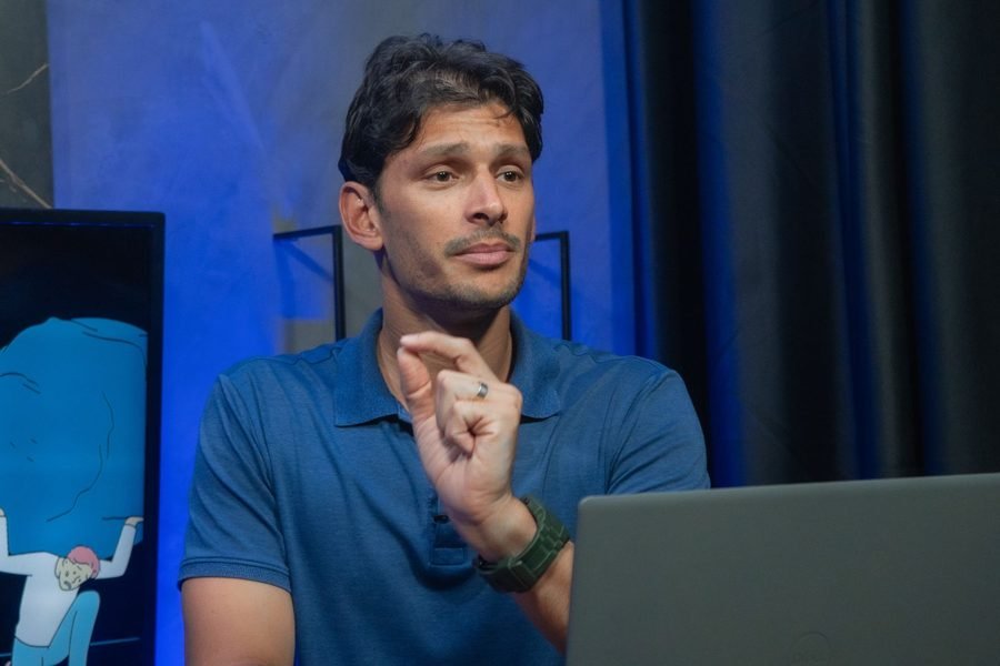 Lucas Paganucci, psicólogo